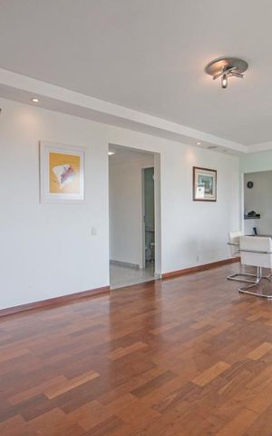 Apartamento à venda com 184m², 4 quartos e 4 vagas Apartamento à venda com 184m², 4 quartos e 4 vagasSala