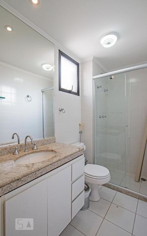 Apartamento à venda com 184m², 4 quartos e 4 vagas Apartamento à venda com 184m², 4 quartos e 4 vagasBanheiro