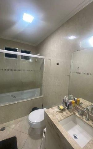 Casa à venda com 140m², 3 quartos e 2 vagas
