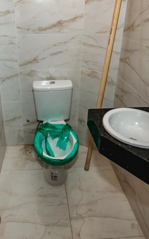Casa à venda com 87m², 2 quartos e 2 vagasLavabo