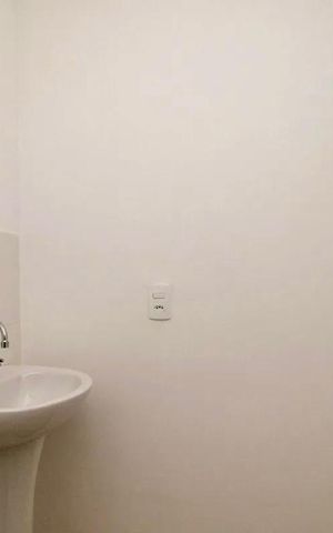 Apartamento à venda com 77m², 2 quartos e 1 vaga Apartamento à venda com 77m², 2 quartos e 1 vagaBanheiro