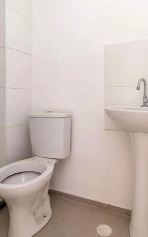 Apartamento à venda com 77m², 2 quartos e 1 vaga Apartamento à venda com 77m², 2 quartos e 1 vagaBanheiro