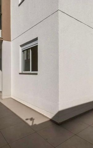 Apartamento à venda com 77m², 2 quartos e 1 vaga Apartamento à venda com 77m², 2 quartos e 1 vagaVaranda