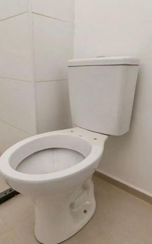 Apartamento à venda com 77m², 2 quartos e 1 vaga Apartamento à venda com 77m², 2 quartos e 1 vagaBanheiro