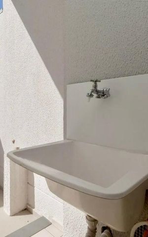 Apartamento à venda com 77m², 2 quartos e 1 vaga Apartamento à venda com 77m², 2 quartos e 1 vagaÁrea de Serviço