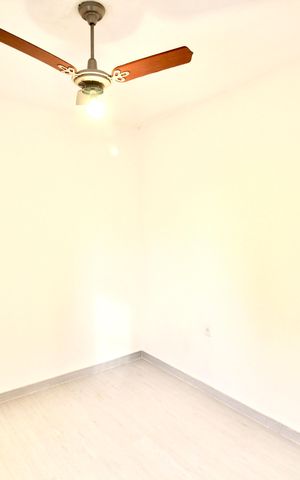Casa à venda com 146m², 2 quartos e 6 vagas Casa à venda com 146m², 2 quartos e 6 vagasQuarto Casa 2