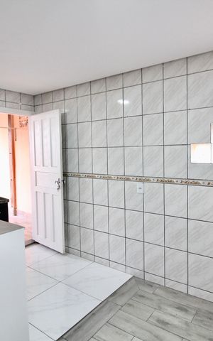 Casa à venda com 146m², 2 quartos e 6 vagas Casa à venda com 146m², 2 quartos e 6 vagasCozinha Casa 2