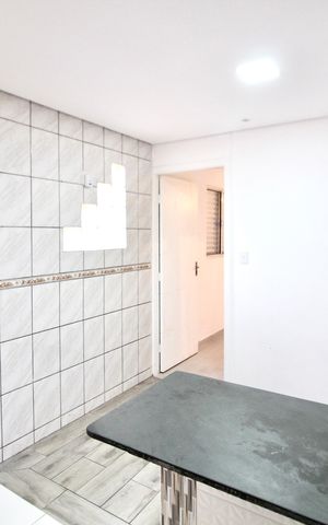 Casa à venda com 146m², 2 quartos e 6 vagas Casa à venda com 146m², 2 quartos e 6 vagasCozinha Casa 2