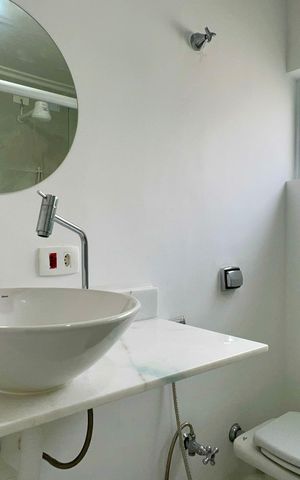 Apartamento à venda com 61m², 2 quartos e sem vaga Apartamento à venda com 61m², 2 quartos e sem vagaBanheiro
