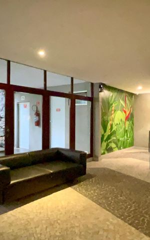 Apartamento à venda com 61m², 2 quartos e sem vaga Apartamento à venda com 61m², 2 quartos e sem vagaHall de entrada
