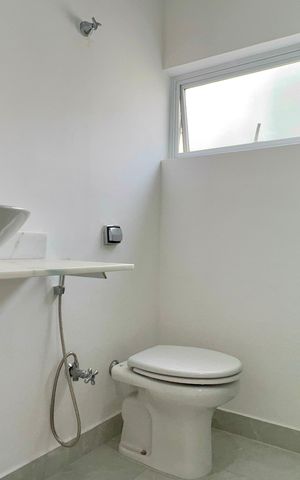 Apartamento à venda com 61m², 2 quartos e sem vaga Apartamento à venda com 61m², 2 quartos e sem vagaBanheiro