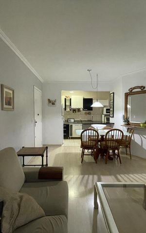 Apartamento para alugar com 78m², 2 quartos e sem vaga
