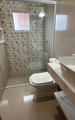 Casa para alugar com 65m², 2 quartos e 1 vaga Casa para alugar com 65m², 2 quartos e 1 vagaBanheiro