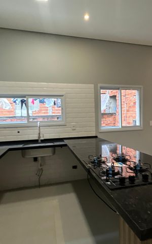 Casa para alugar com 65m², 2 quartos e 1 vaga Casa para alugar com 65m², 2 quartos e 1 vagaCozinha