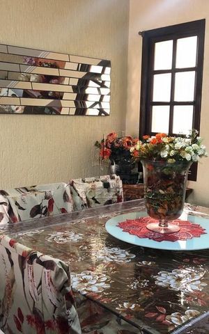 Casa à venda com 346m², 3 quartos e 6 vagas