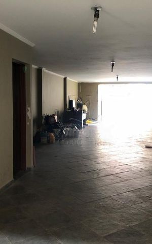 Casa à venda com 346m², 3 quartos e 6 vagas