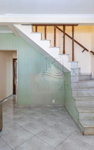 Casa à venda com 157m², 3 quartos e 2 vagas