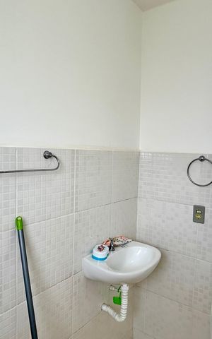 Apartamento para alugar com 44m², 2 quartos e 1 vaga Apartamento para alugar com 44m², 2 quartos e 1 vagaBanheiro