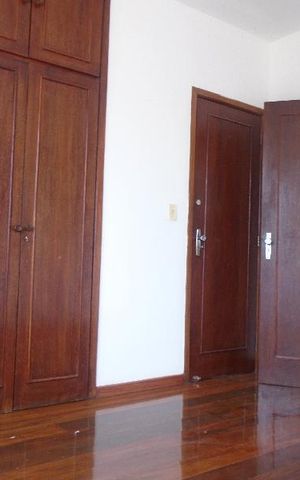 Apartamento para alugar com 120m², 3 quartos e 1 vaga Apartamento para alugar com 120m², 3 quartos e 1 vagaQuarto