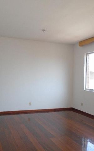 Apartamento para alugar com 120m², 3 quartos e 1 vaga Apartamento para alugar com 120m², 3 quartos e 1 vagaSala