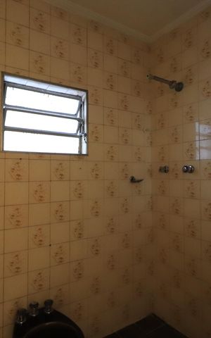 Casa para alugar com 108m², 2 quartos e 1 vagaBanheiro de serviço