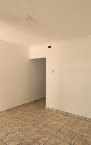 Casa para alugar com 108m², 2 quartos e 1 vagaSala