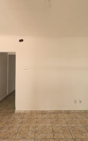 Casa para alugar com 108m², 2 quartos e 1 vagaSala