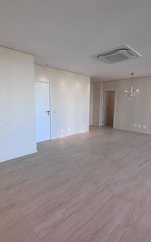 Apartamento para alugar com 194m², 4 quartos e 3 vagas Apartamento para alugar com 194m², 4 quartos e 3 vagasSala
