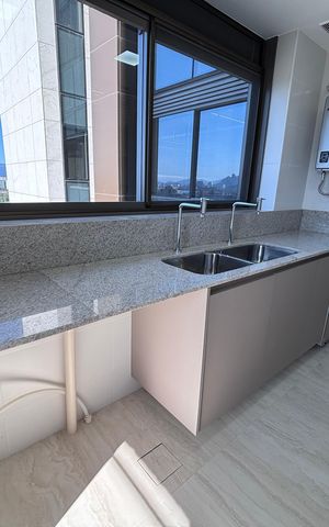 Apartamento para alugar com 194m², 4 quartos e 3 vagas Apartamento para alugar com 194m², 4 quartos e 3 vagasÁrea de Serviço