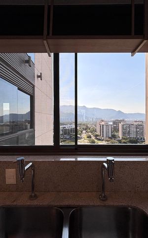 Apartamento para alugar com 194m², 4 quartos e 3 vagas Apartamento para alugar com 194m², 4 quartos e 3 vagasCozinha
