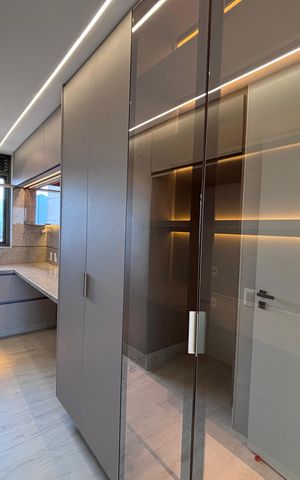 Apartamento para alugar com 194m², 4 quartos e 3 vagas