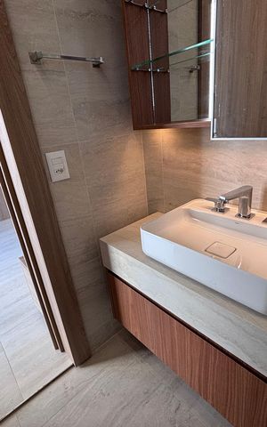 Apartamento para alugar com 194m², 4 quartos e 3 vagas Apartamento para alugar com 194m², 4 quartos e 3 vagasBanheiro da Suíte 2