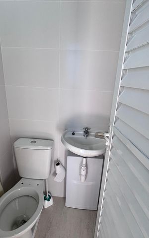 Apartamento para alugar com 194m², 4 quartos e 3 vagas Apartamento para alugar com 194m², 4 quartos e 3 vagasBanheiro de serviço