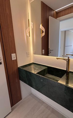 Apartamento para alugar com 194m², 4 quartos e 3 vagas Apartamento para alugar com 194m², 4 quartos e 3 vagasLavabo