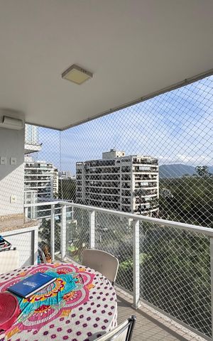 Apartamento à venda com 70m², 2 quartos e 1 vaga Apartamento à venda com 70m², 2 quartos e 1 vagaVaranda