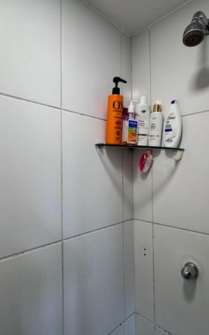 Apartamento à venda com 70m², 2 quartos e 1 vaga Apartamento à venda com 70m², 2 quartos e 1 vagaSuíte - Banheiro