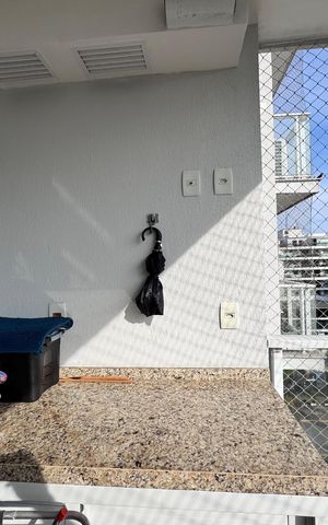 Apartamento à venda com 70m², 2 quartos e 1 vaga Apartamento à venda com 70m², 2 quartos e 1 vagaVaranda