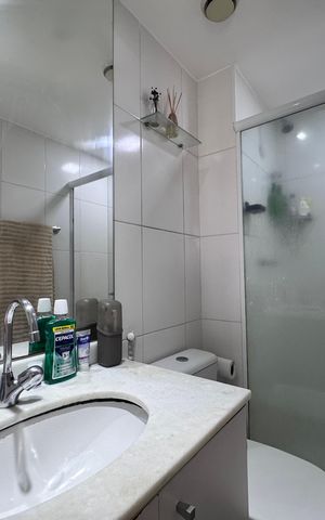 Apartamento à venda com 70m², 2 quartos e 1 vaga Apartamento à venda com 70m², 2 quartos e 1 vagaBanheiro Social