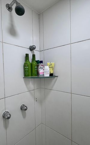 Apartamento à venda com 70m², 2 quartos e 1 vaga Apartamento à venda com 70m², 2 quartos e 1 vagaBanheiro Social