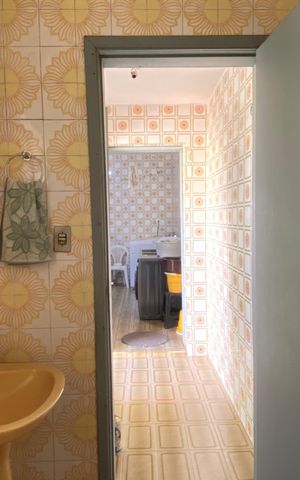 Casa à venda com 250m², 4 quartos e 2 vagas Casa à venda com 250m², 4 quartos e 2 vagasBanheiro 3