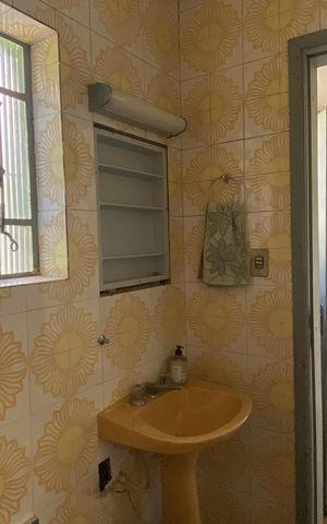 Casa à venda com 250m², 4 quartos e 2 vagas Casa à venda com 250m², 4 quartos e 2 vagasBanheiro 3