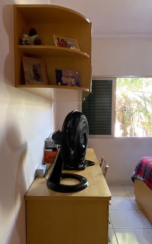Casa à venda com 250m², 4 quartos e 2 vagas Casa à venda com 250m², 4 quartos e 2 vagasQuarto 2