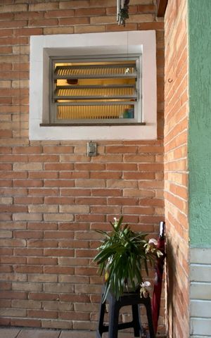 Casa à venda com 250m², 4 quartos e 2 vagas Casa à venda com 250m², 4 quartos e 2 vagasÁrea externa