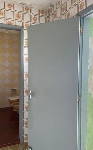 Casa à venda com 250m², 4 quartos e 2 vagas Casa à venda com 250m², 4 quartos e 2 vagasÁrea de Serviço