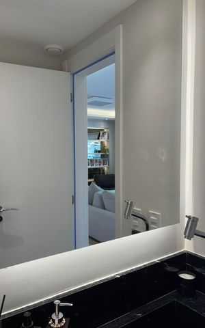 Apartamento à venda com 104m², 2 quartos e 2 vagas Apartamento à venda com 104m², 2 quartos e 2 vagasBanheiro