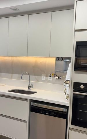 Apartamento à venda com 104m², 2 quartos e 2 vagas Apartamento à venda com 104m², 2 quartos e 2 vagasCozinha