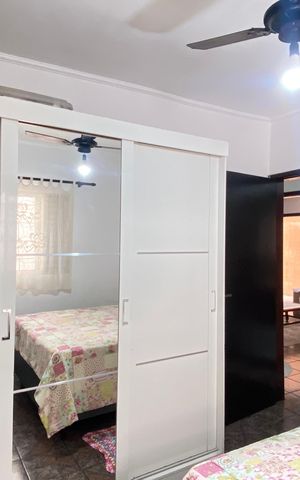 Casa à venda com 250m², 4 quartos e 10 vagas Casa à venda com 250m², 4 quartos e 10 vagasQuarto 4