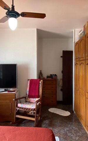 Casa à venda com 250m², 4 quartos e 10 vagas Casa à venda com 250m², 4 quartos e 10 vagasQuarto 1