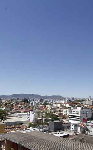 Apartamento para alugar com 64m², 3 quartos e 1 vagaVista
