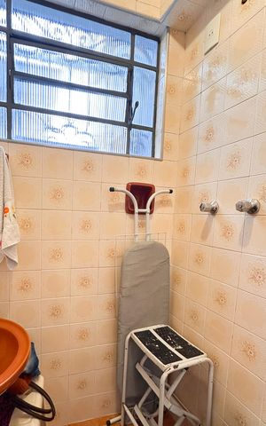 Casa à venda com 150m², 2 quartos e 3 vagas Casa à venda com 150m², 2 quartos e 3 vagasBanheiro de serviço